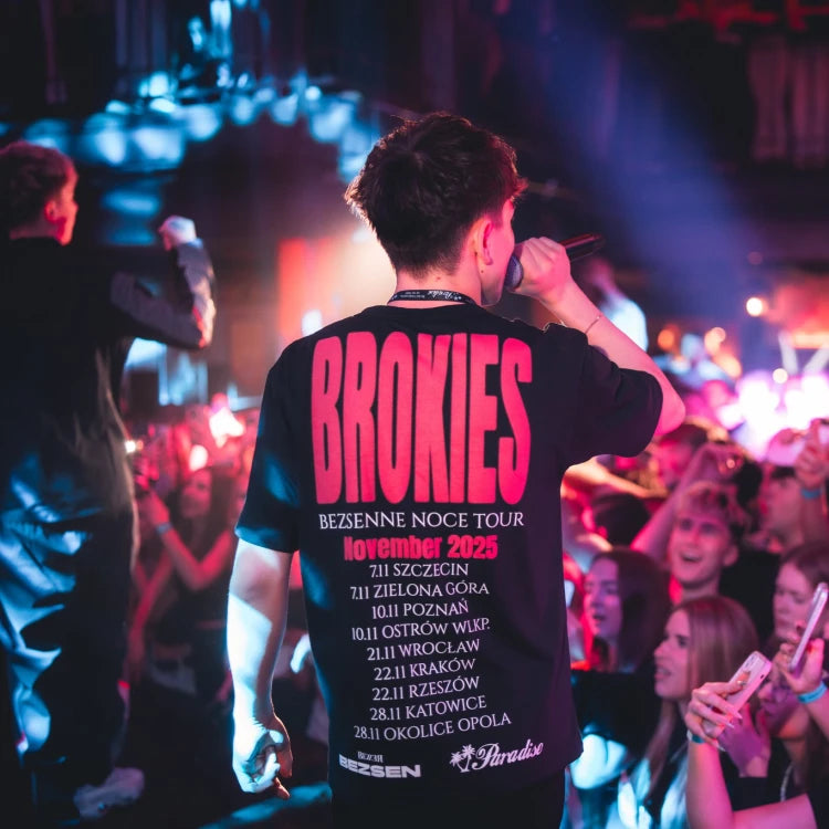 TOUR TEE